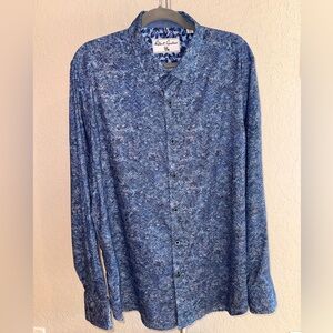 Robert Graham Men's XXL blue button down shirt